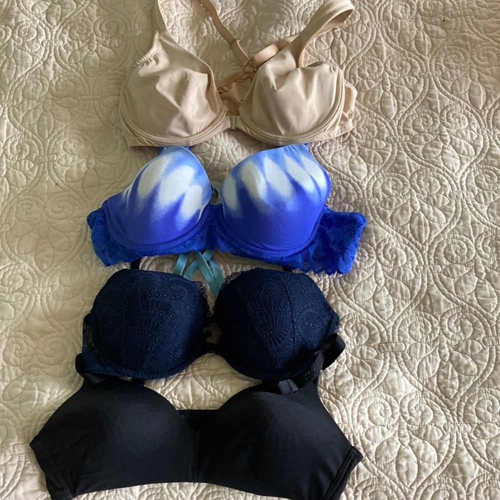 LOT 4 bras, Delimira, no boundaries & more